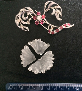 Lalique crystal art glass flower broach broken Lalique crystal art glass flower broach broken